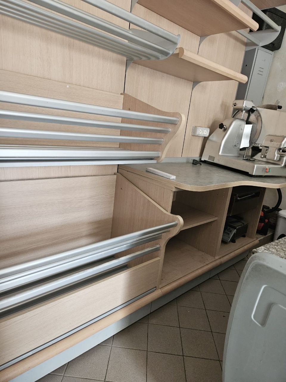 Retrobanco in legno